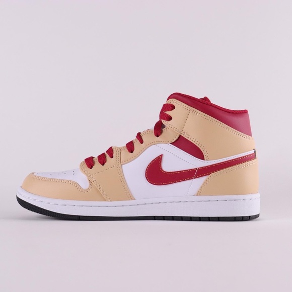 ♦️SOLD♦️NIKE AIR JORDAN 1 MID “CURRY” - Picture 2 of 7